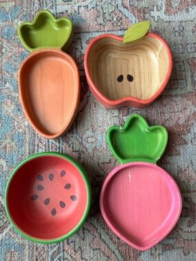 Olí and Carol Wooden Bowl and Plate Set